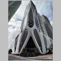 1000 Museum, Miami, Florida, USA, photo Teoamez, Wikipedia.jpg